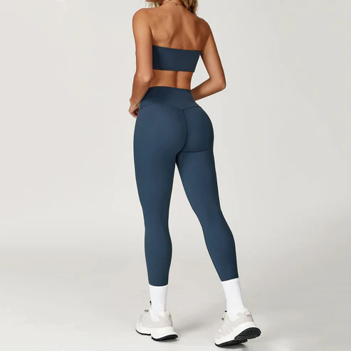Conjunto con Sujetador sin Tirantes