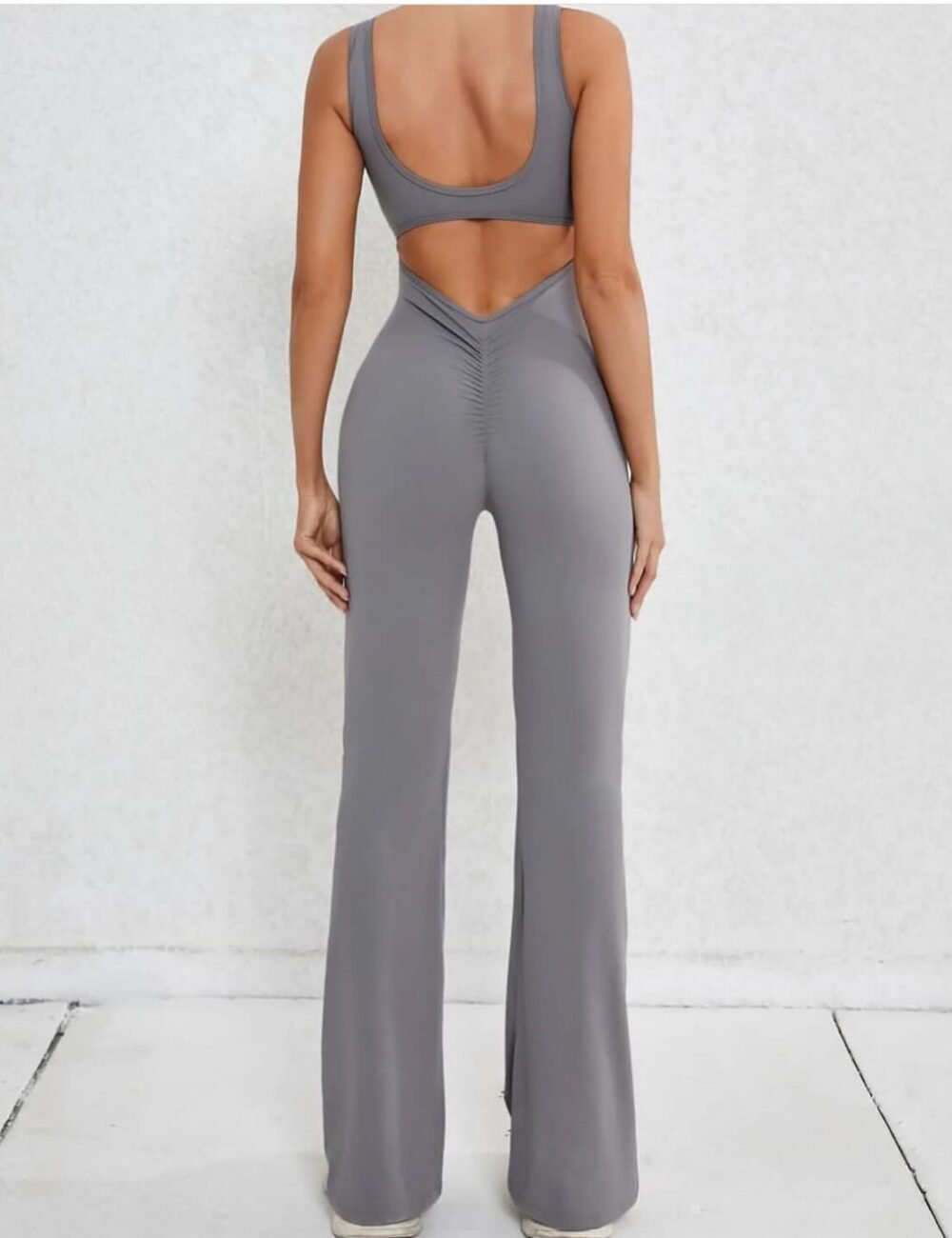 Conjunto con espalda en V - Imagen 2